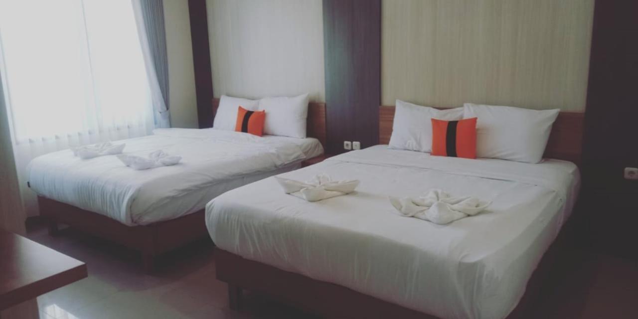 Long Beach Hotel Pangandaran Exterior photo